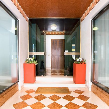 Holiday Treviso Suite Venezia Eksteriør bilde